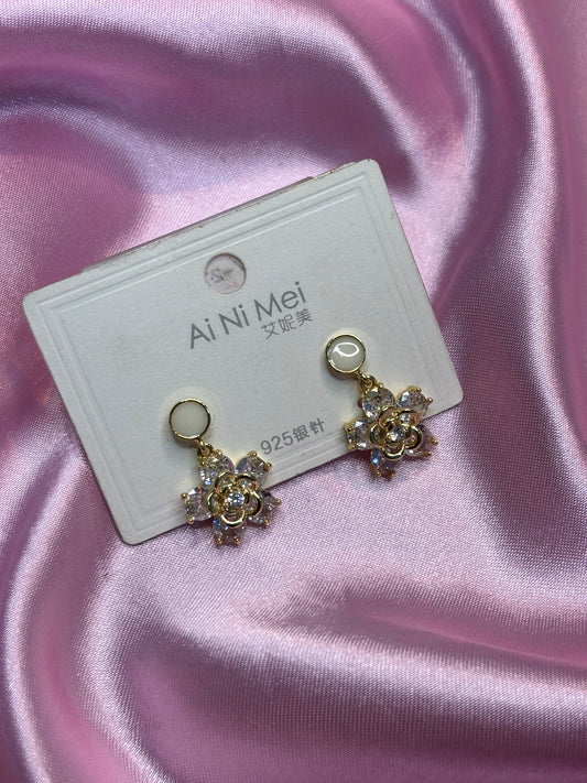 Petite Daisy Bloom Pearl Stud Earrings